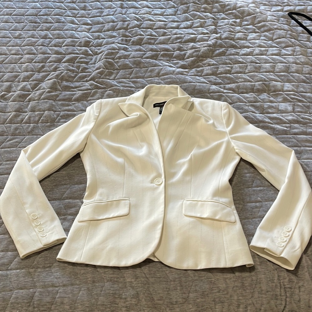 New York and company stretch white blazer